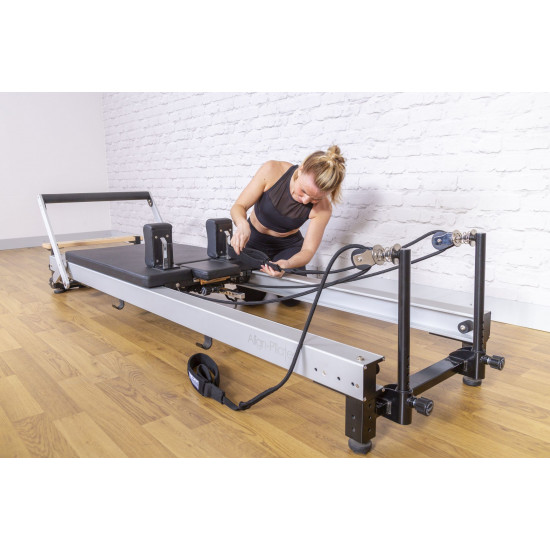 C8 Pro Pilates Reformer C8 Pro Pilates Reformer