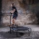 https://www.hammer.de/de-en/media/catalog/product/6/6/66429-fitnesstrampolin-hammer-jumpstep-geraet-01-de.jpg?optimize=medium&bg-color=255,255,255&fit=bounds&height=&width=