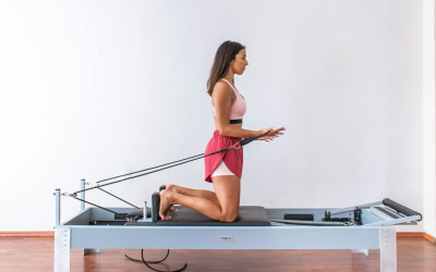 Ontdek de Kracht van de Pilates Reformer: Een Complete Gids
